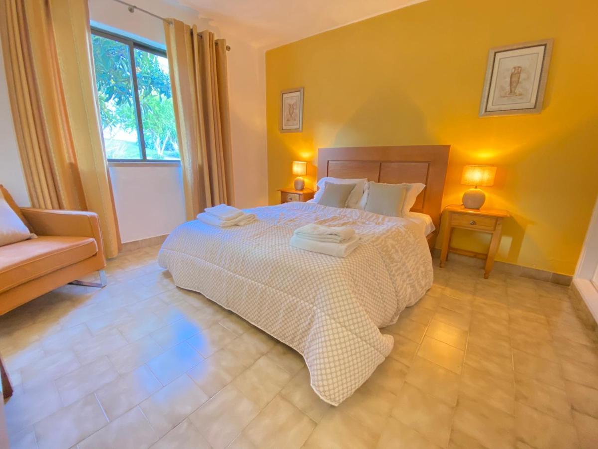 Albufeira Praia Sao Rafael Sun Apartment Bagian luar foto