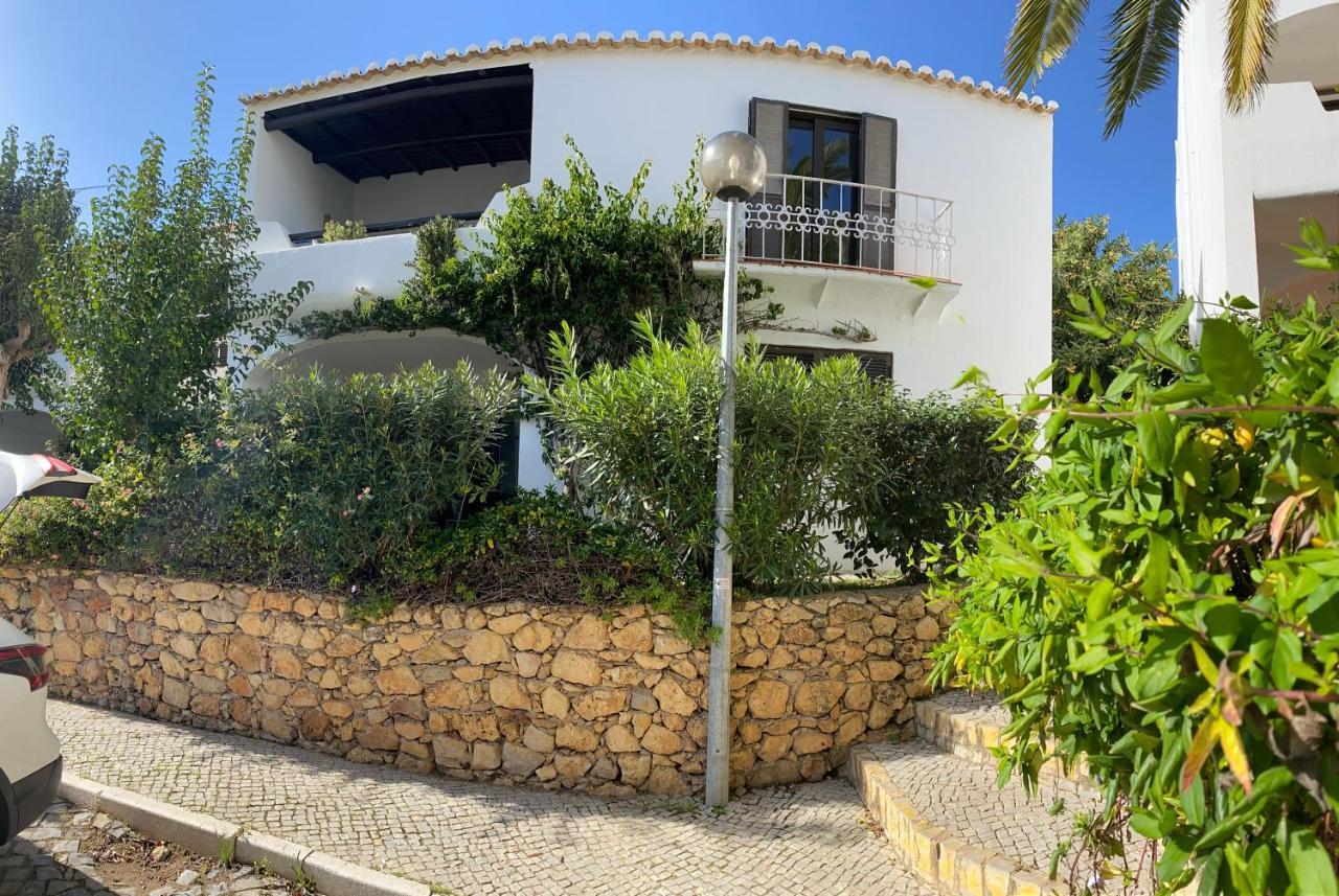 Albufeira Praia Sao Rafael Sun Apartment Bagian luar foto