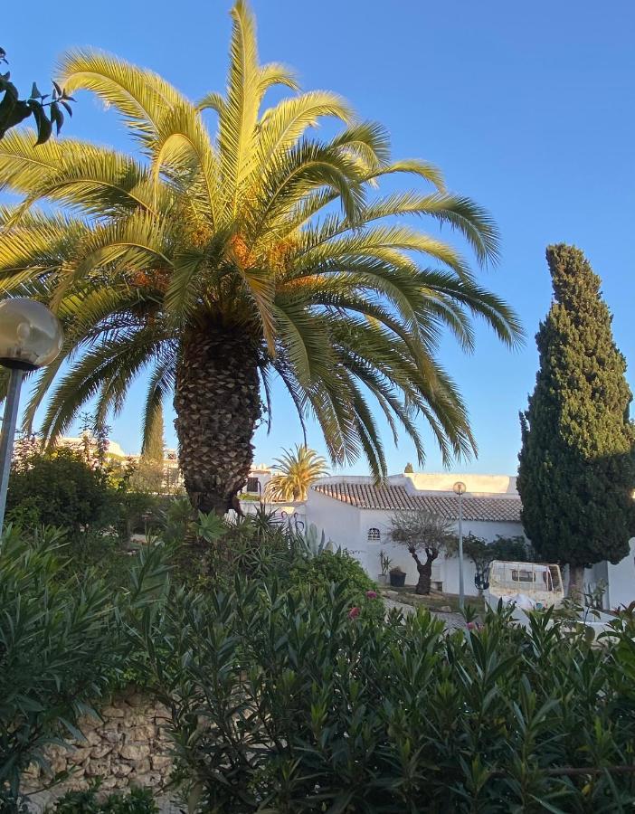 Albufeira Praia Sao Rafael Sun Apartment Bagian luar foto